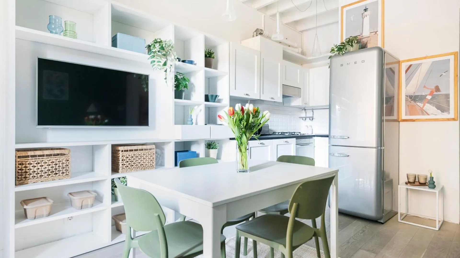 Lovely Apartment On The Navigli River By Easylife Milan Italie